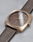 Cushion moore - Mona Watches - Horlogerie Moderne