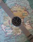 montre automatique FIELD Frankton ORIGINAL- MONA WATCHES posé sur une carte de voyage