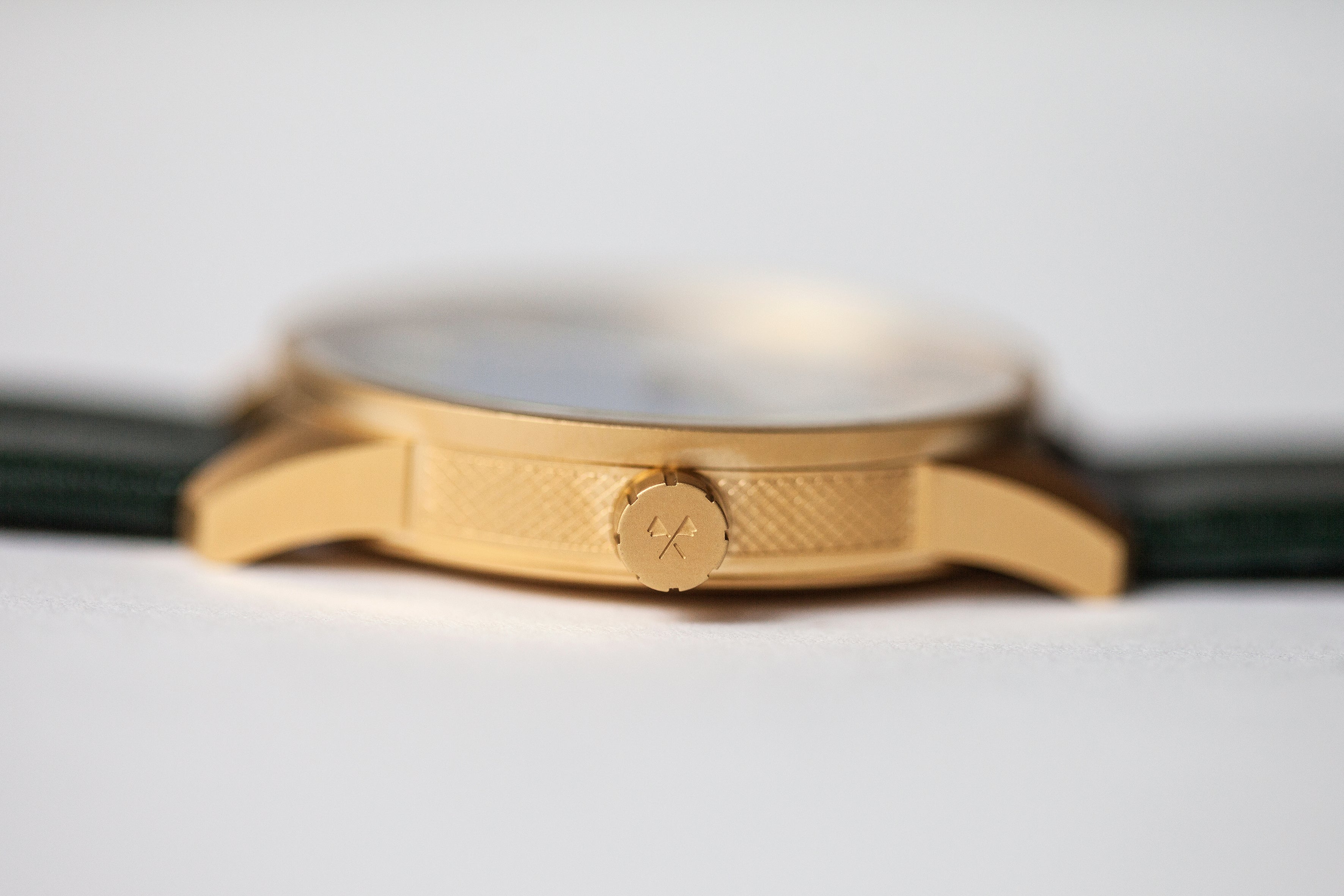 Prima solar - Mona Watches - Horlogerie Moderne