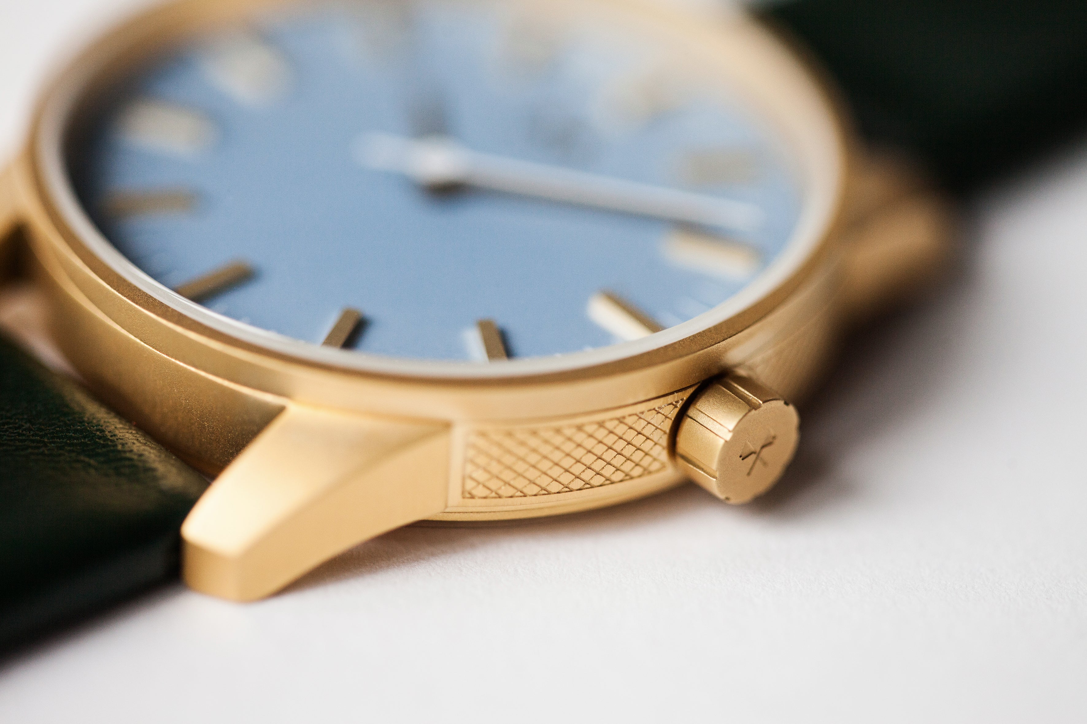 Prima solar - Mona Watches - Horlogerie Moderne