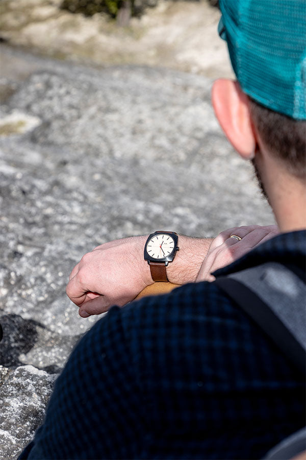 Cushion kalahari - Mona Watches - Horlogerie Moderne